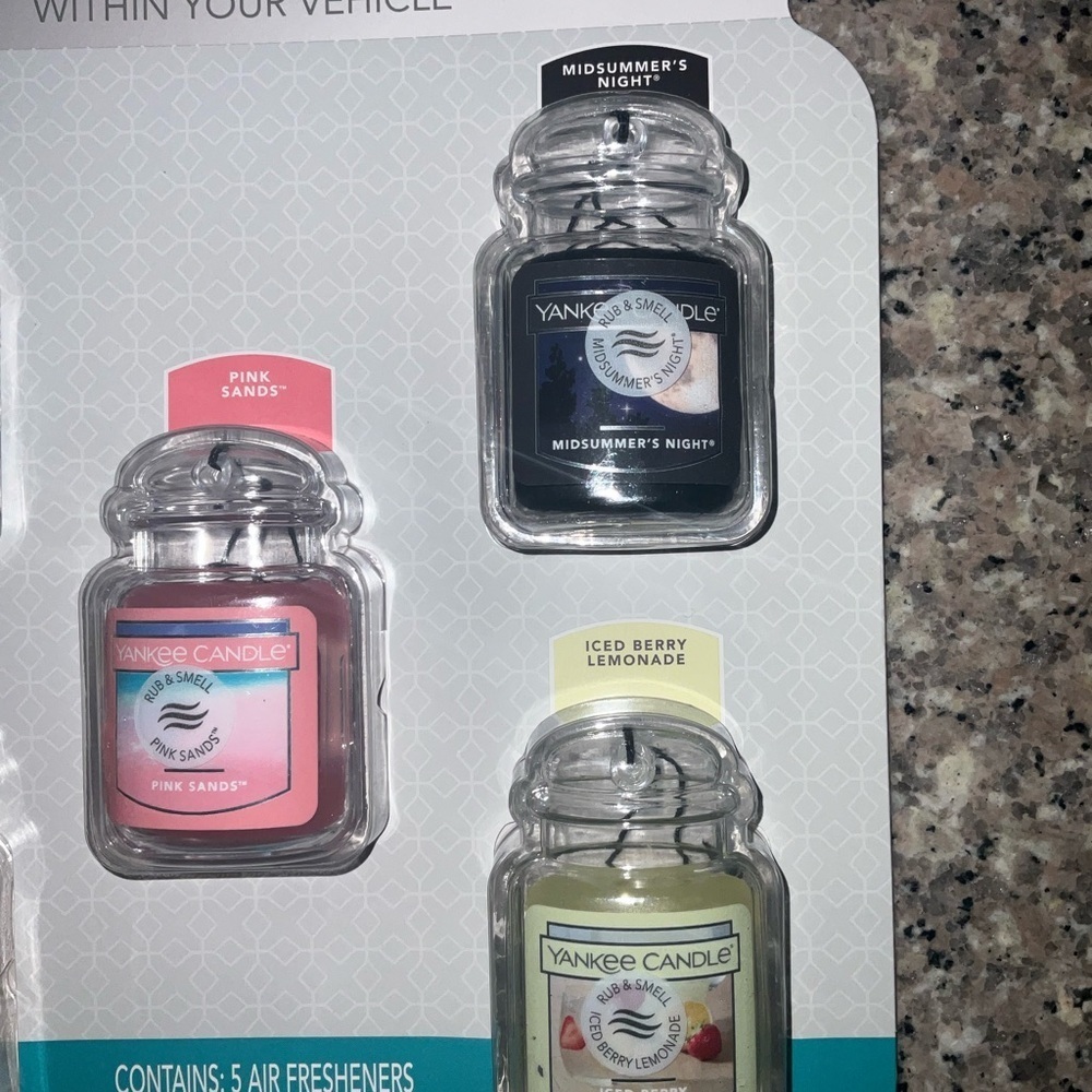 Yankee Candle Car Air Fresheners Variety Pack - Picture 4 of 5